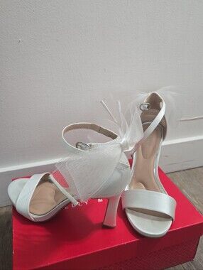 White Satin Heels With Bows